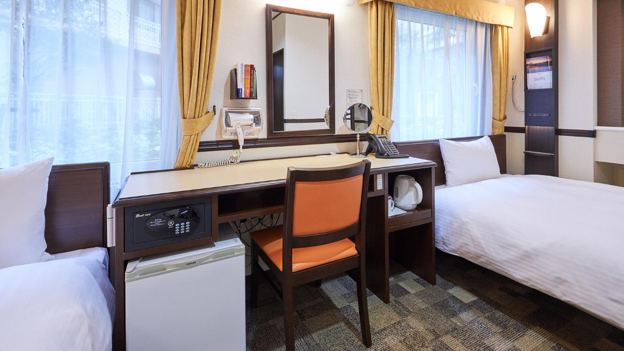 Toyoko Inn Tokyo Seibu Ikebukuro Sen Higashi Kurume Eki Nishi Guchi Rum bild