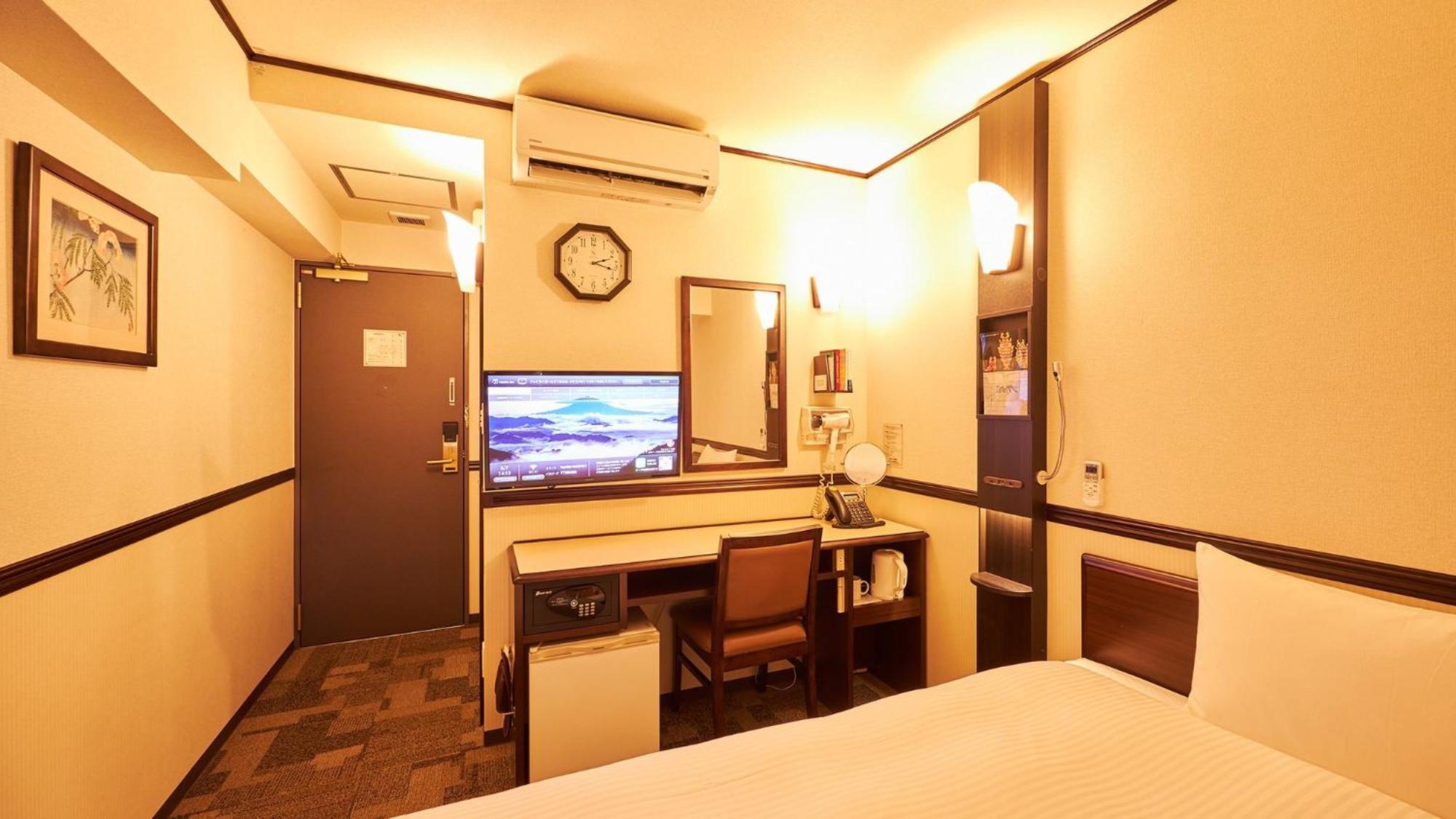 Toyoko Inn Tokyo Seibu Ikebukuro Sen Higashi Kurume Eki Nishi Guchi Rum bild