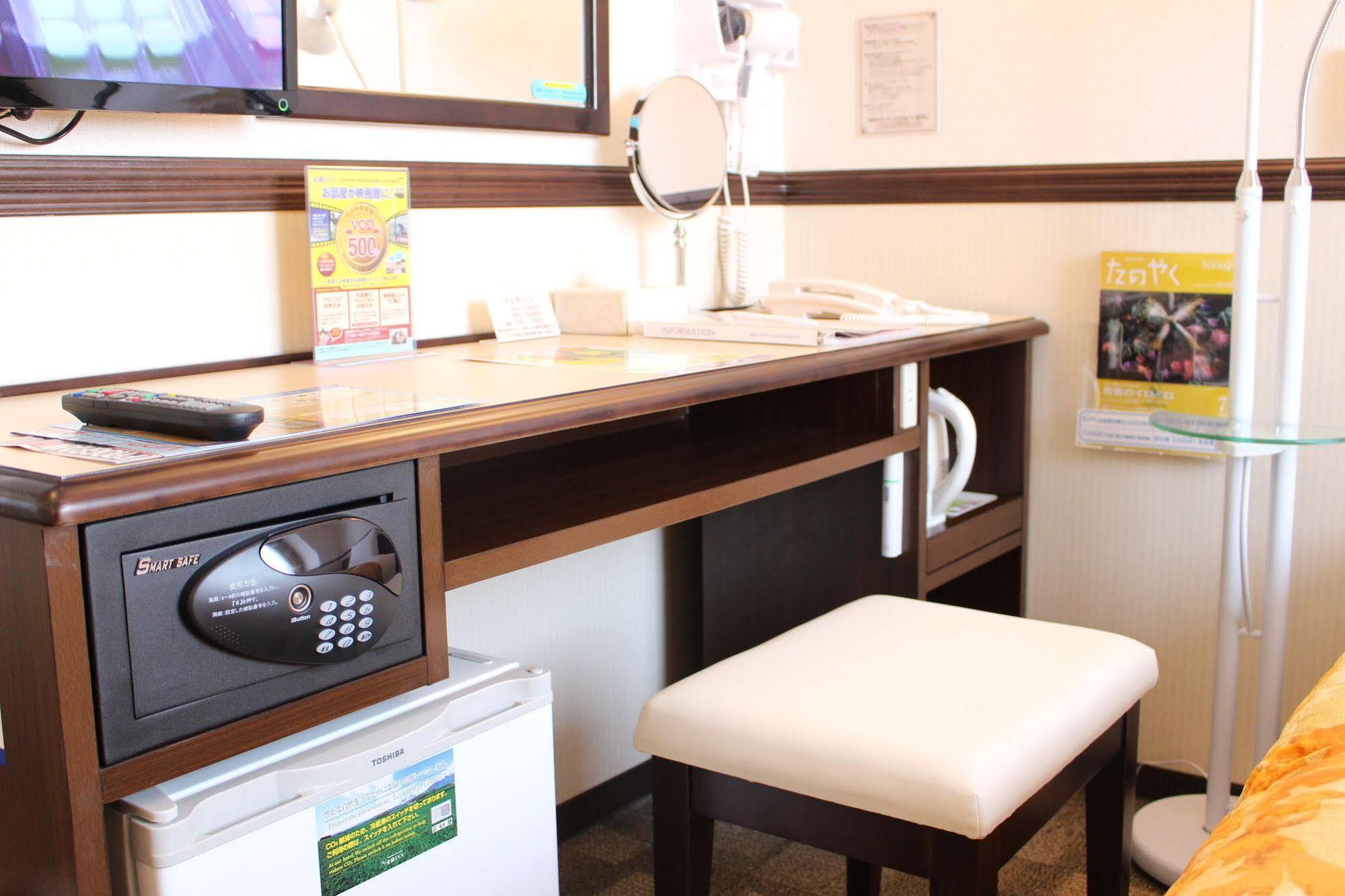 Toyoko Inn Tokyo Seibu Ikebukuro Sen Higashi Kurume Eki Nishi Guchi Exteriör bild